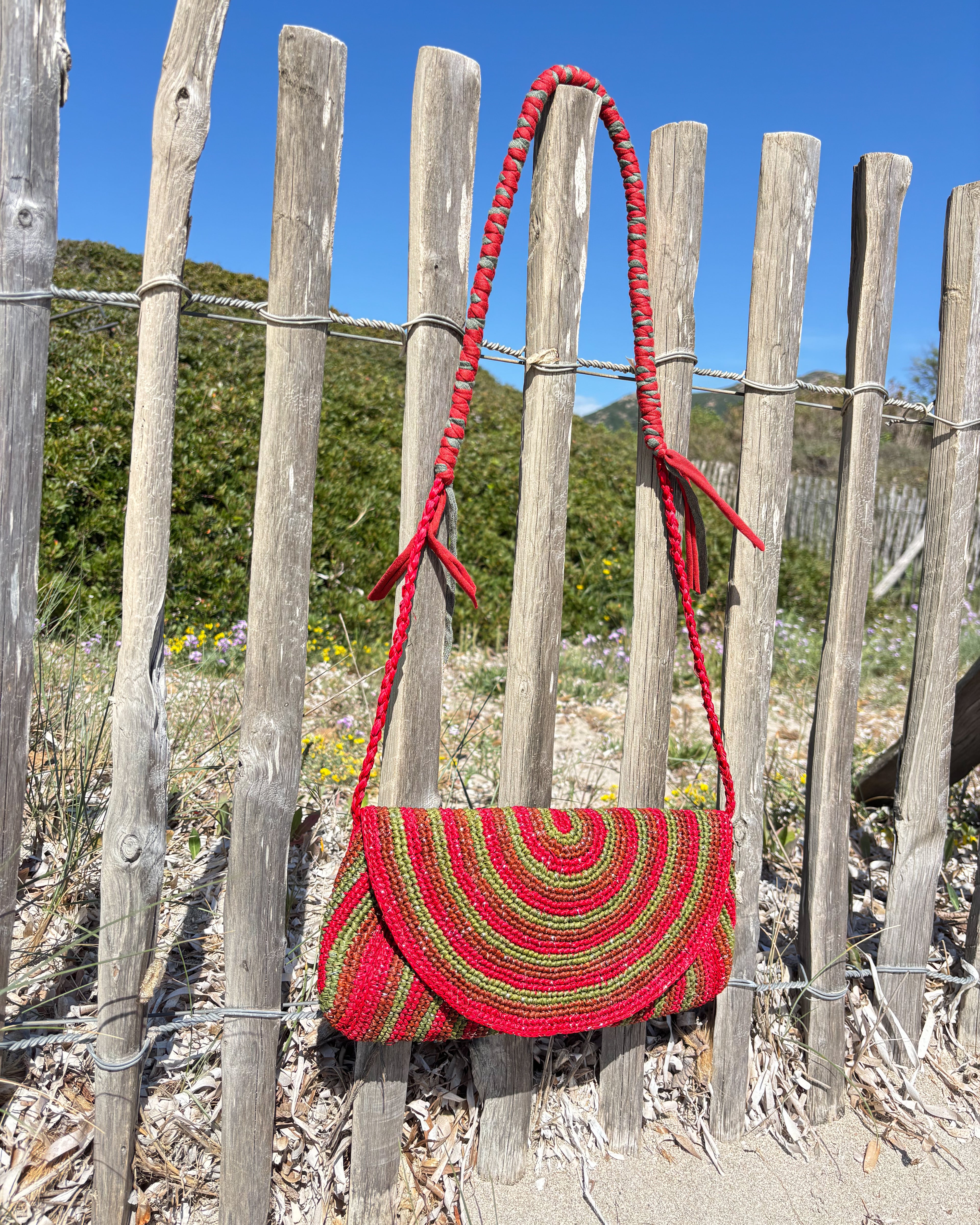 ROUGE & KAKI RAYÉ SCINTILLANT