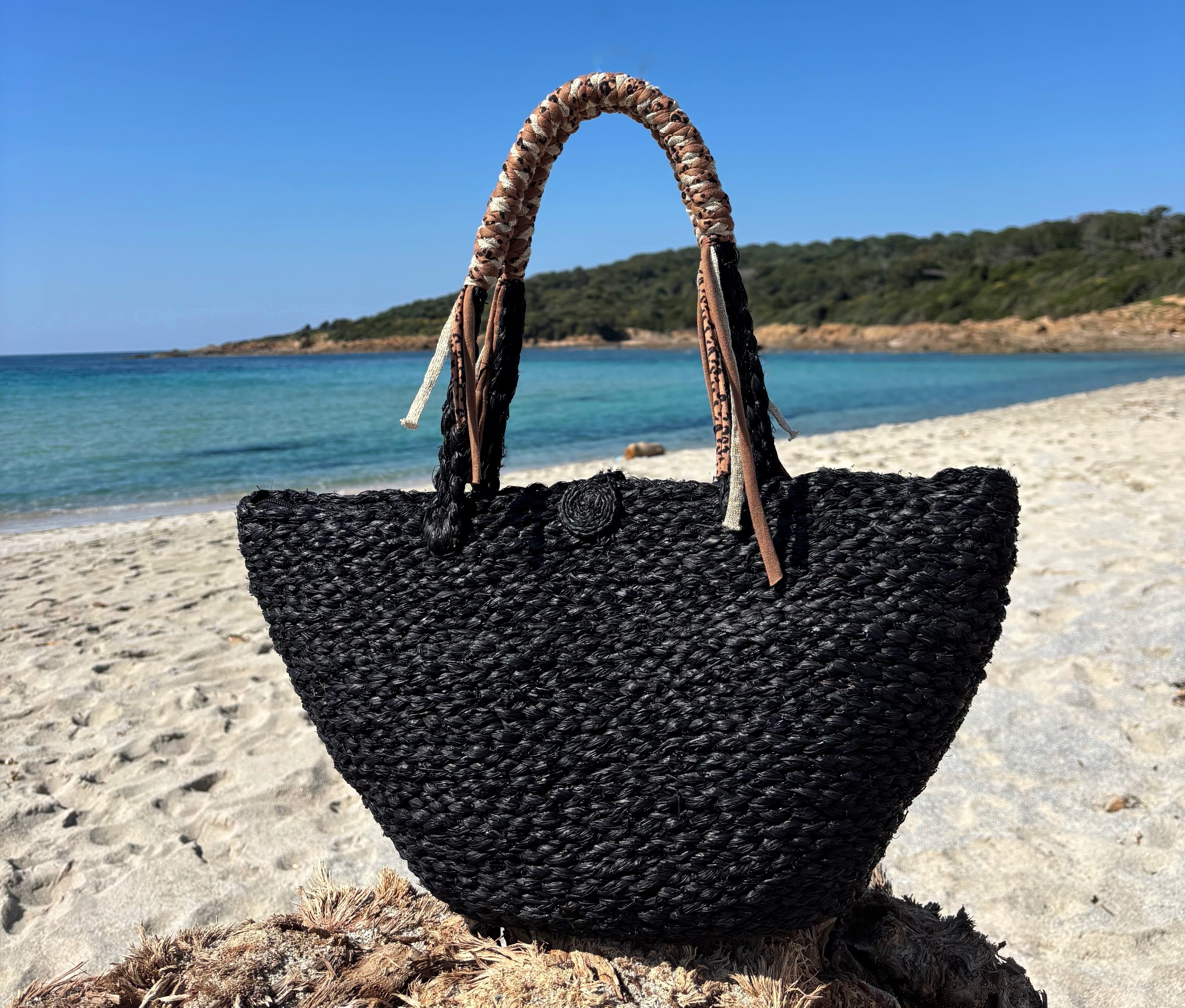 NOIR ÉLÉGANCE GM